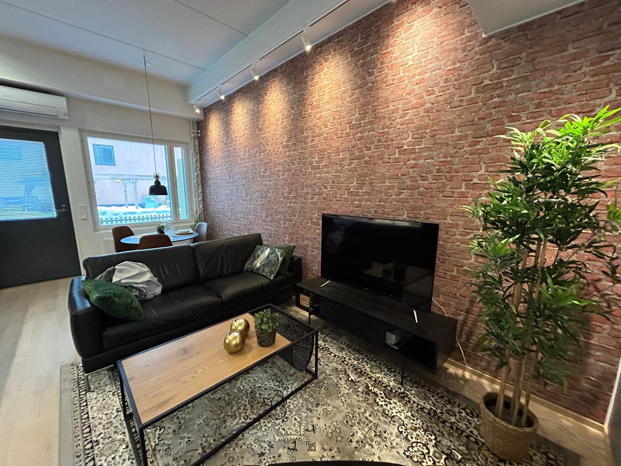 City Home Alvari, Free Parking, Air Conditioning كوبيو المظهر الخارجي الصورة